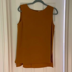 Uniqlo minimalist shell tank mustard yellow Medium